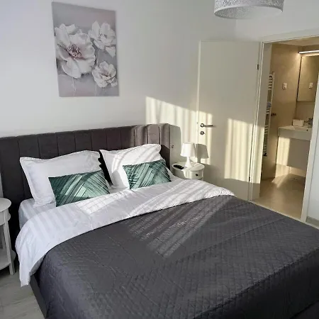 Apartment Mirumar *