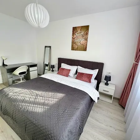 Mirumar Apartment